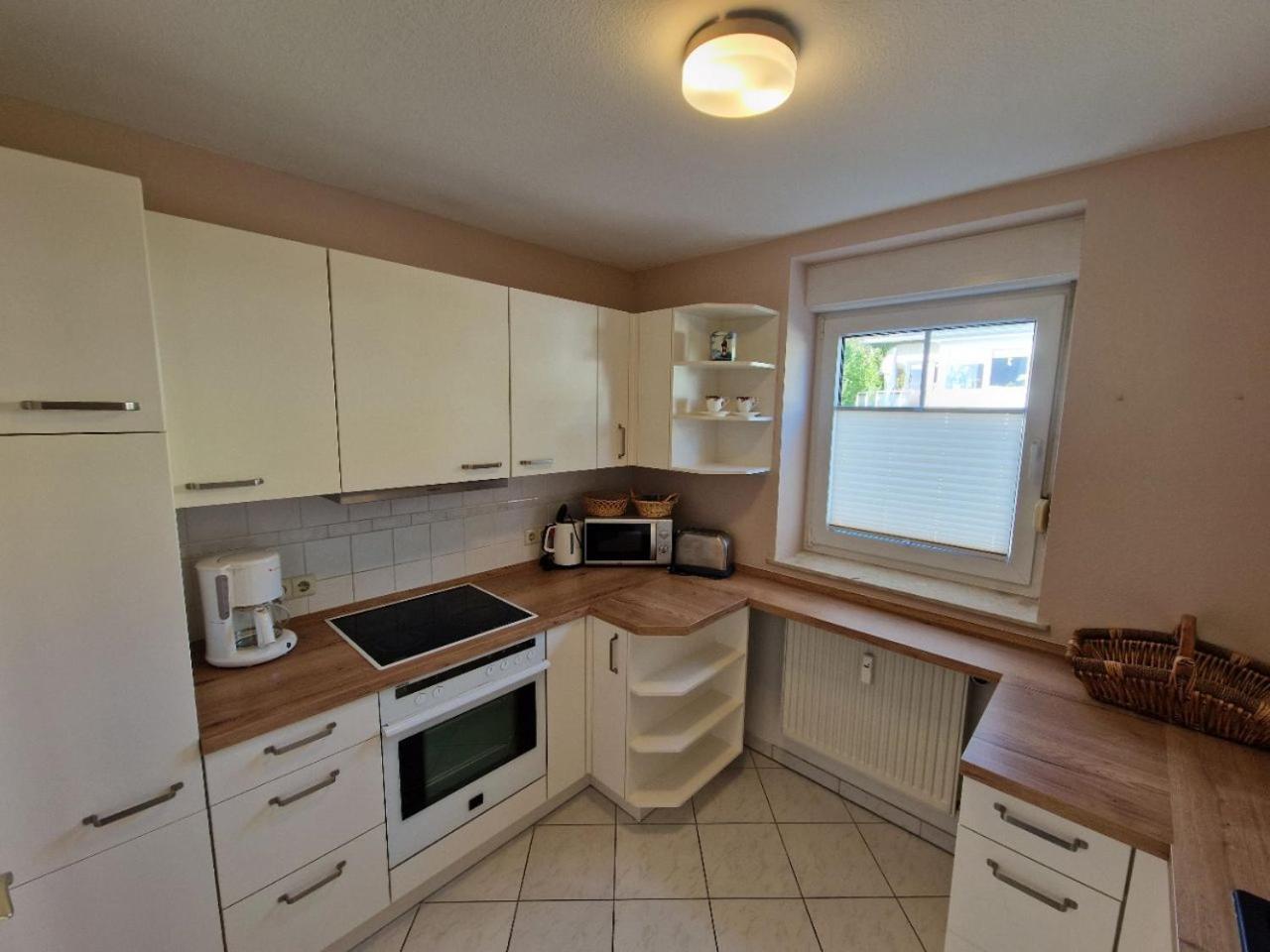 Ferienappartement Fraenzi Mit Herr Sassnitz Exterior foto